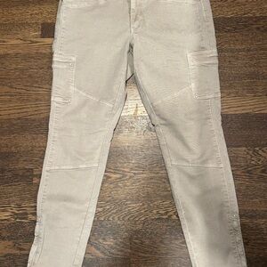 White House Black Market Beige Skinny Cargo Pants